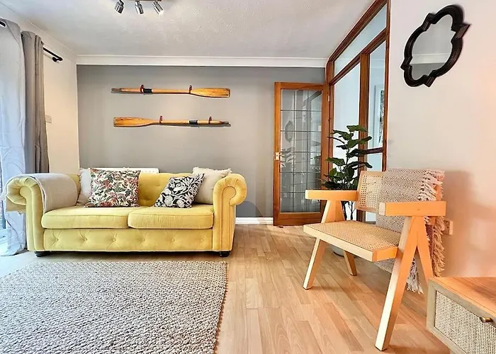 Perfect Very Central And Peaceful Oxford Home With Free Parking & Private Garden -