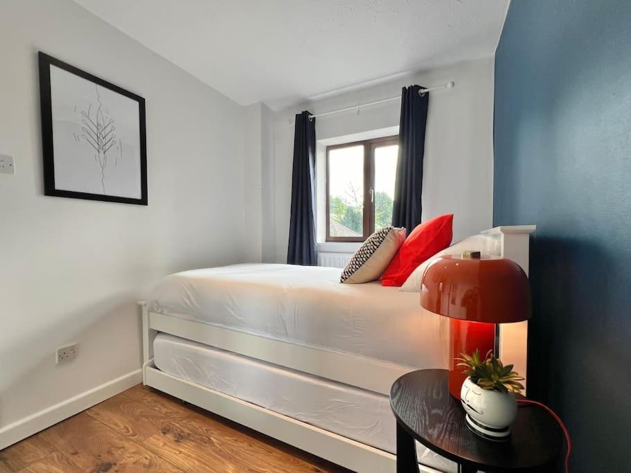 Perfect Very And Peaceful With Free Parking & Private Garden - Vakantiehuis Oxford