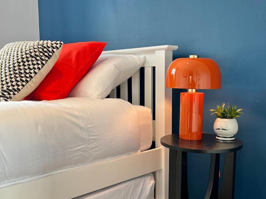 Perfect Very And Peaceful With Free Parking & Private Garden -