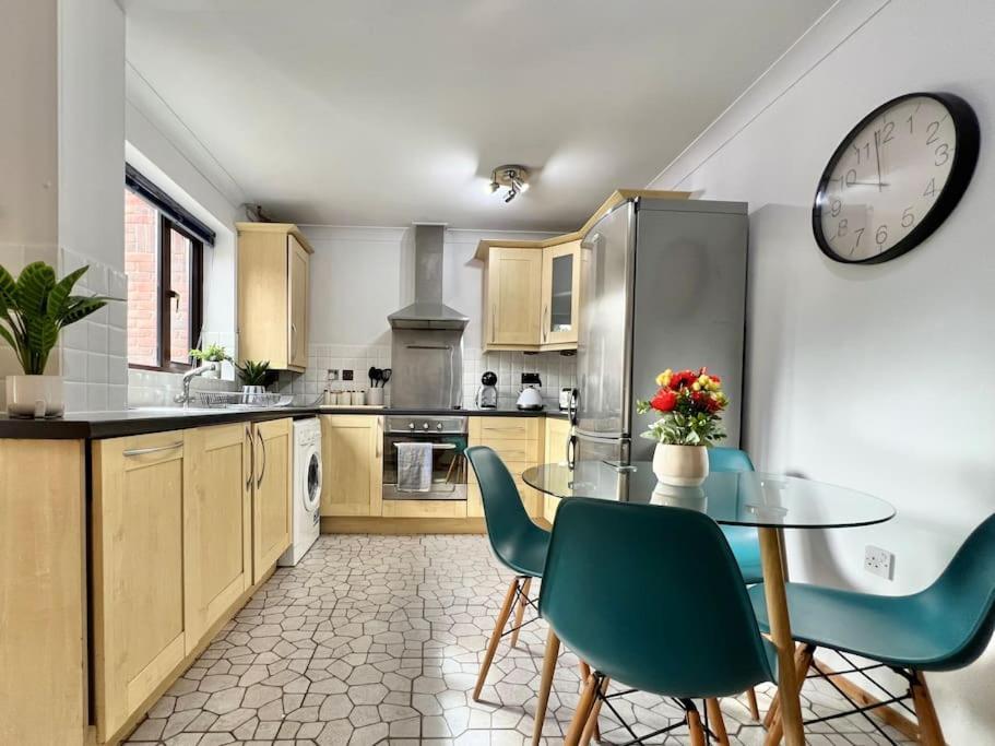 Perfect Very And Peaceful With Free Parking & Private Garden - Vakantiehuis Oxford
