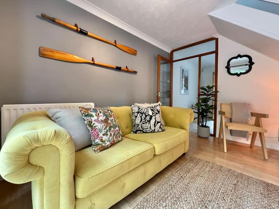 Perfect Very And Peaceful With Free Parking & Private Garden - Oxford